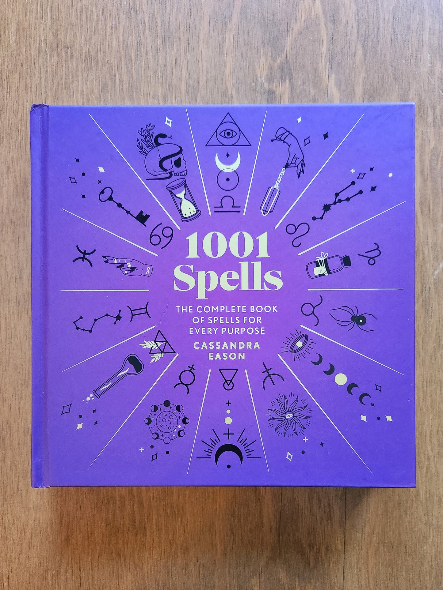 1001 Spells By Cassandra Eason