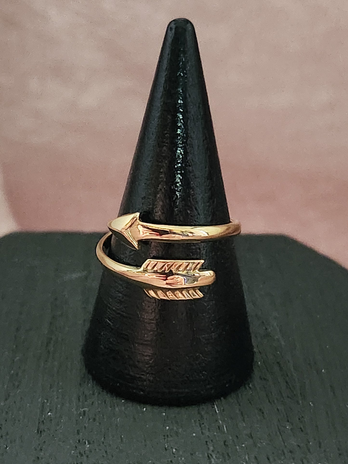 Adjustable Arrow Ring