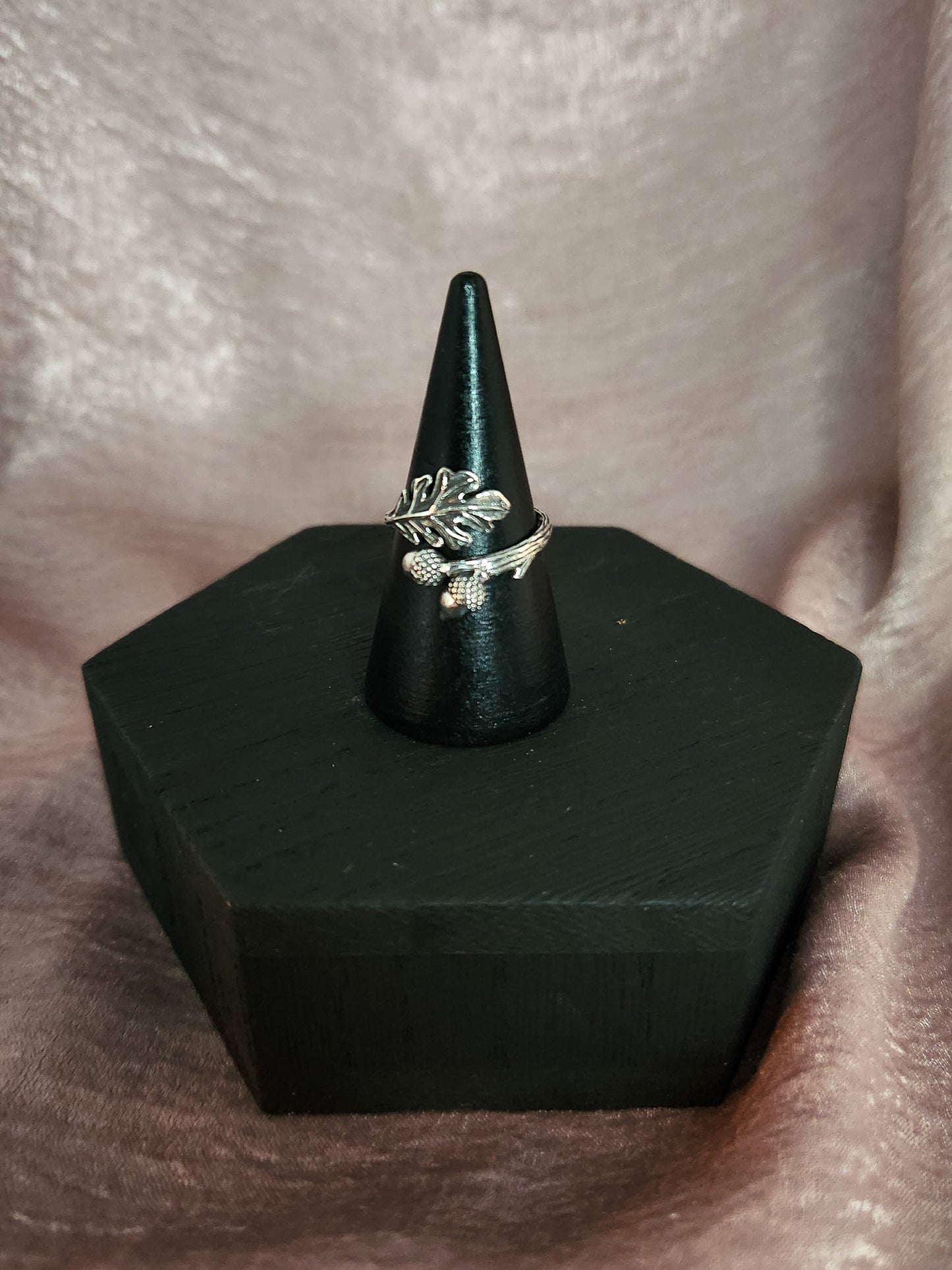 Adjustable Oak and Acorn Ring