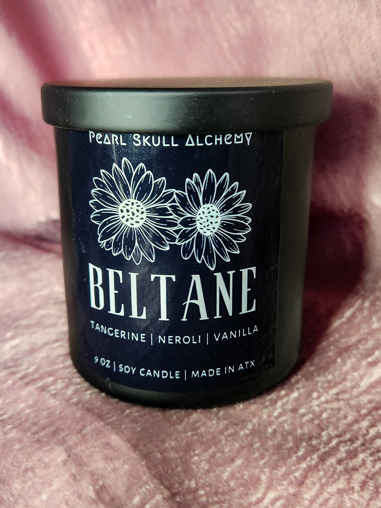 Pearl Skull Alchemy Seasonal Candle