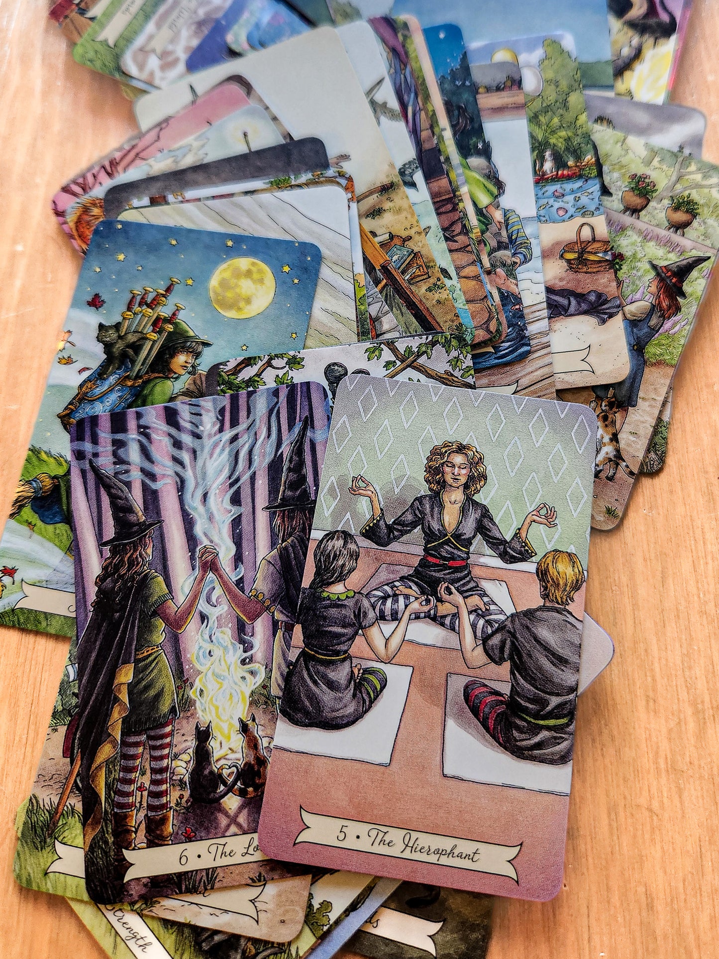 Everyday Witch Tarot Mini