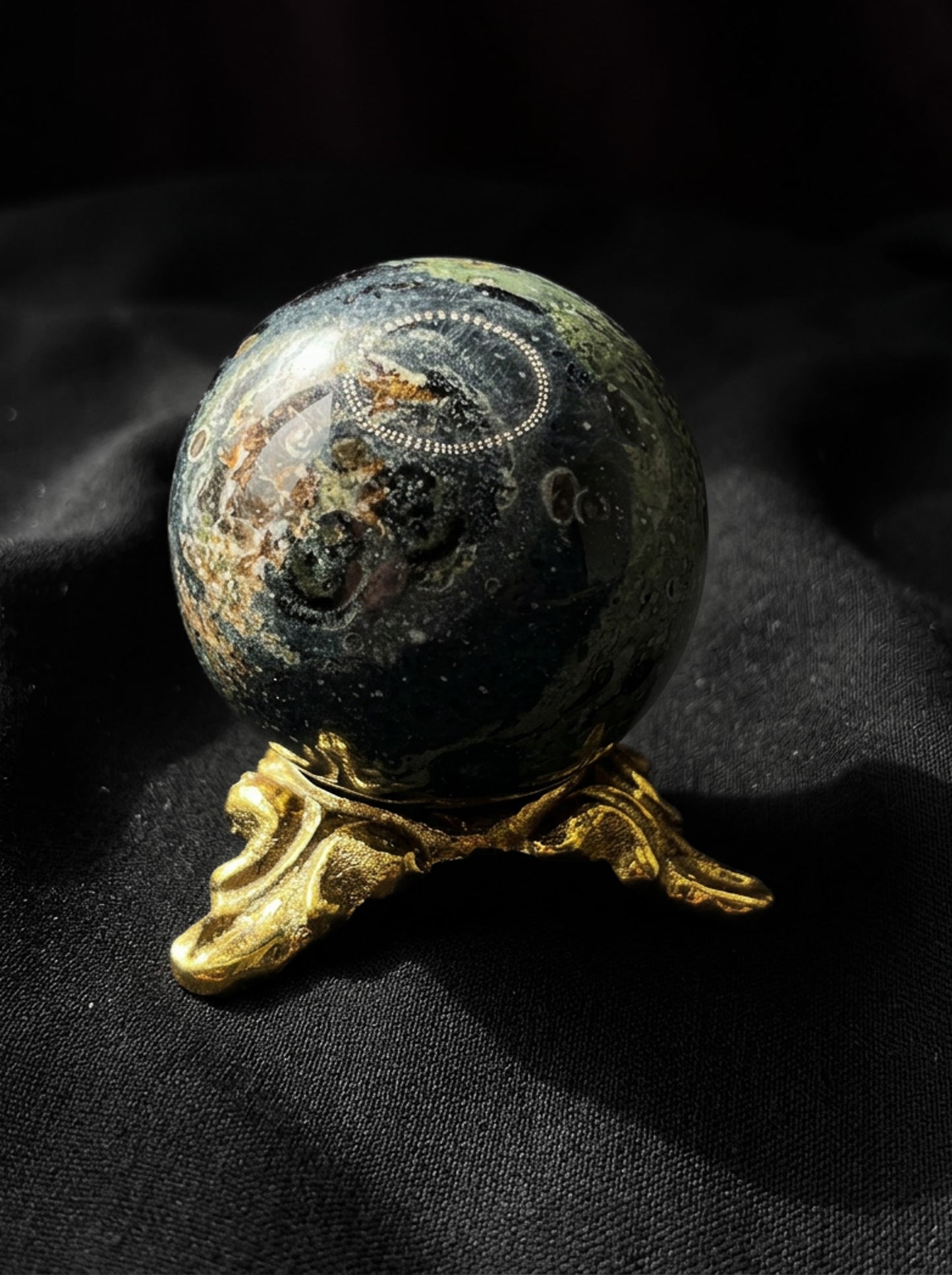 Flat Brass Sphere Holder