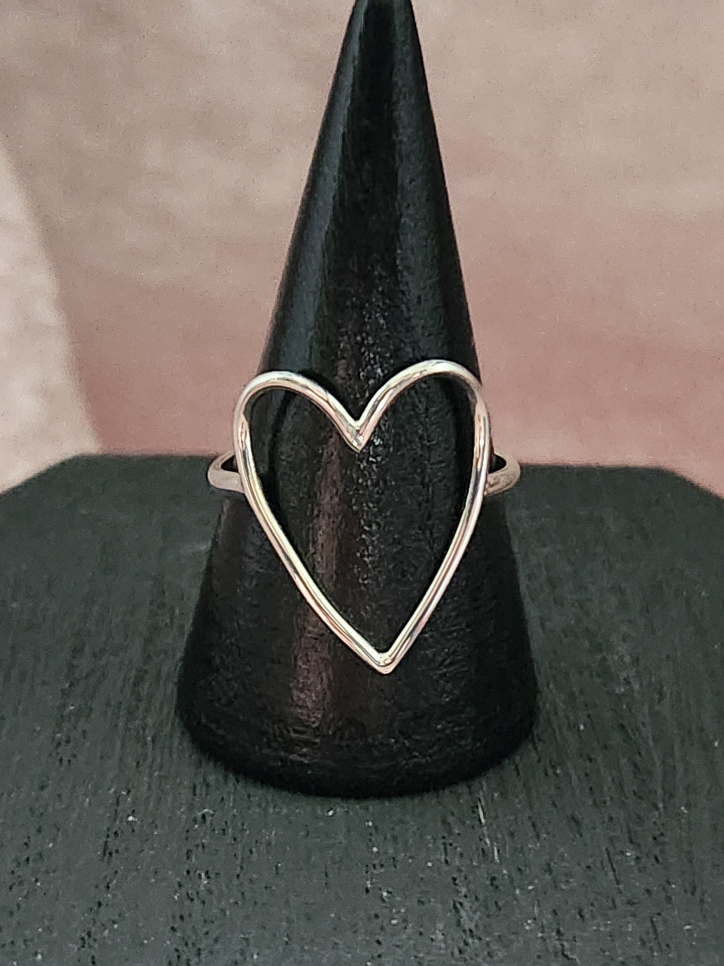 Large Wire Heart Ring