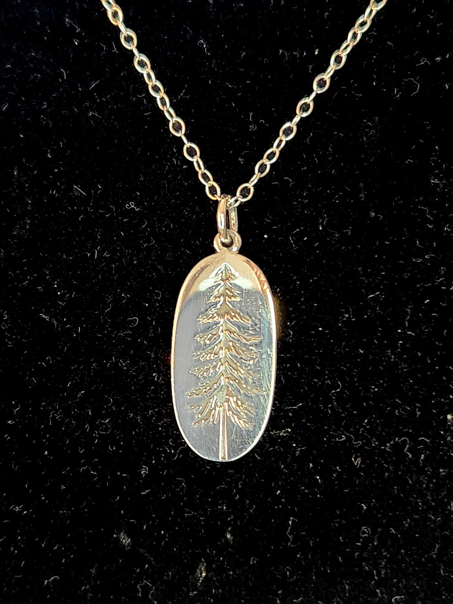 18 Inch Oval Pine Tree Necklace
