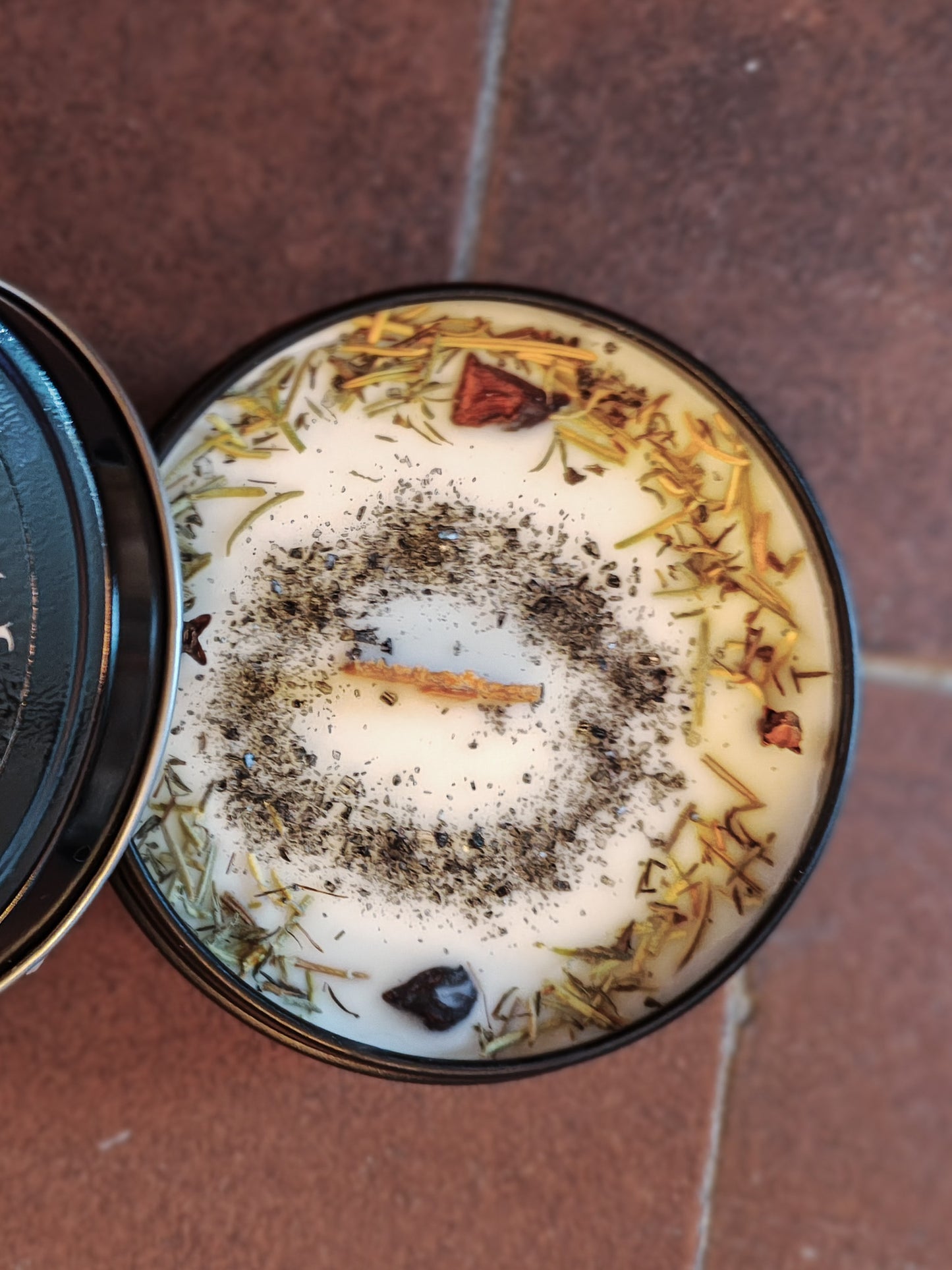 Medusa Tin Candle 8oz