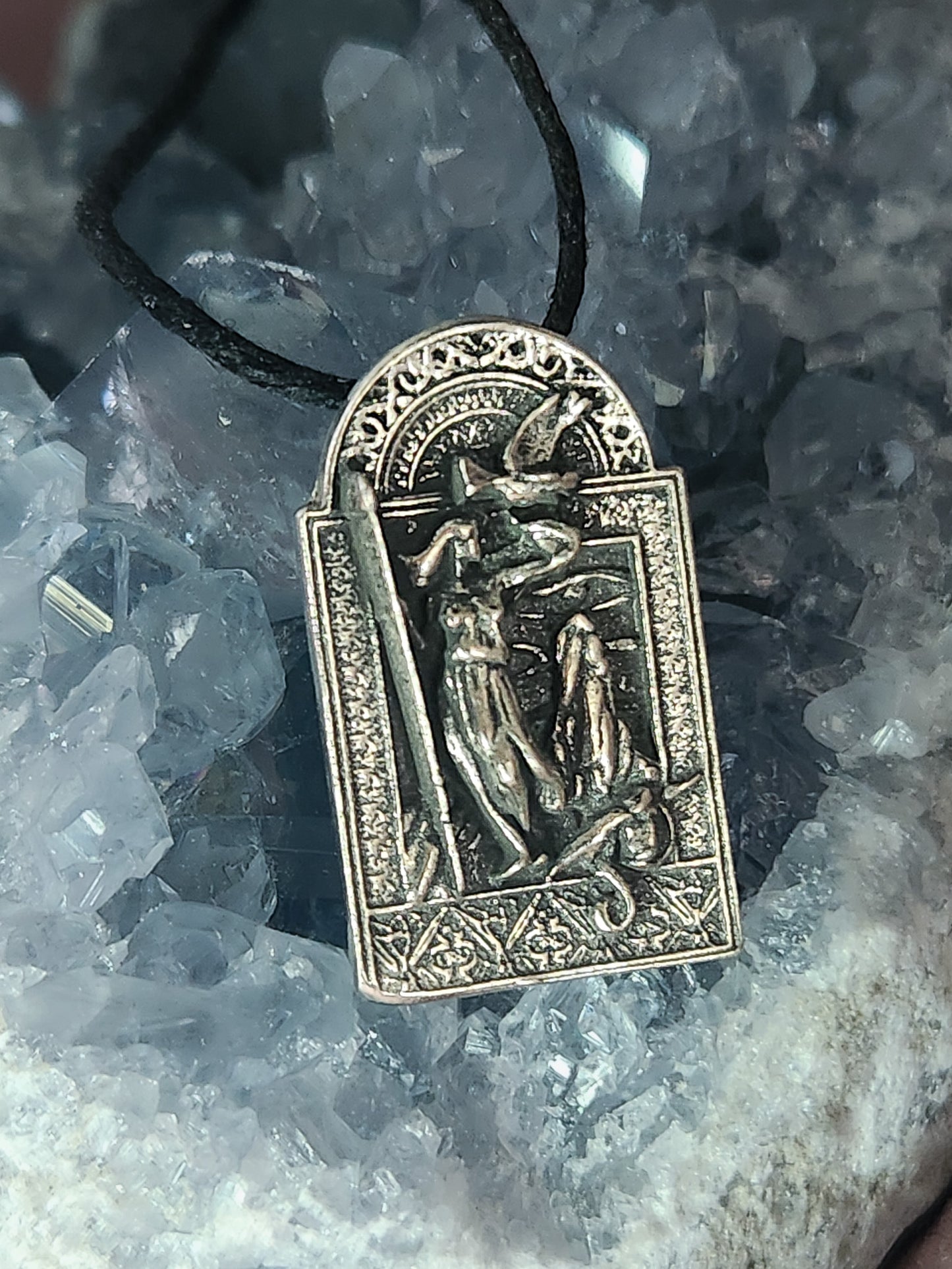 The Morrigan Pendant Necklace