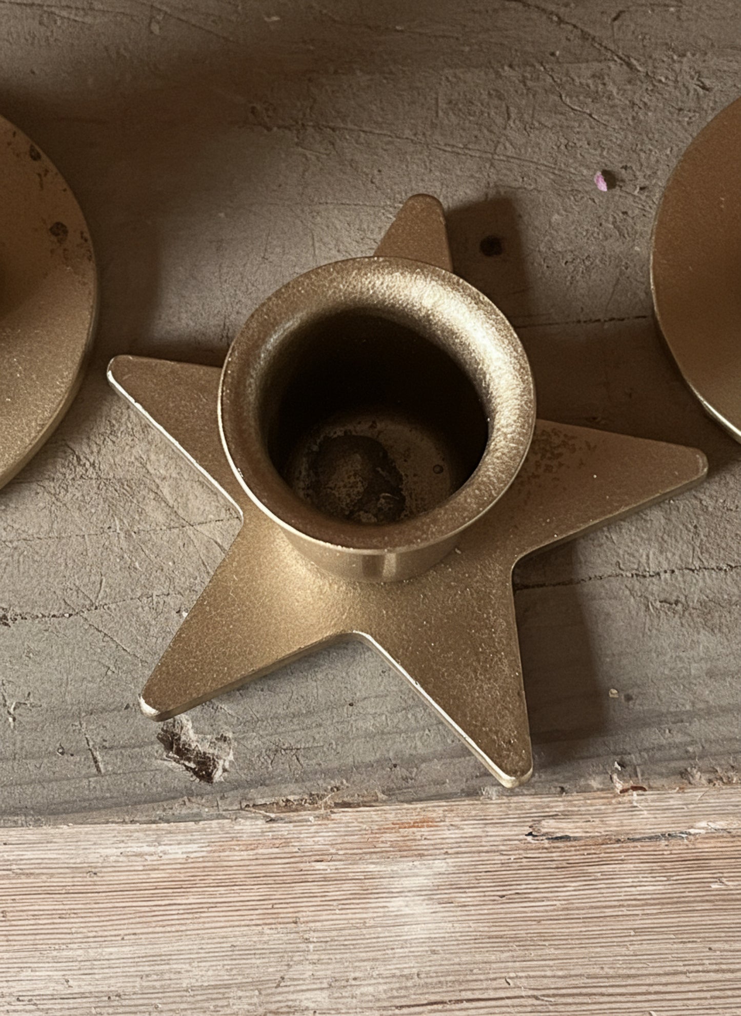 Gold Iron Star Taper Holder