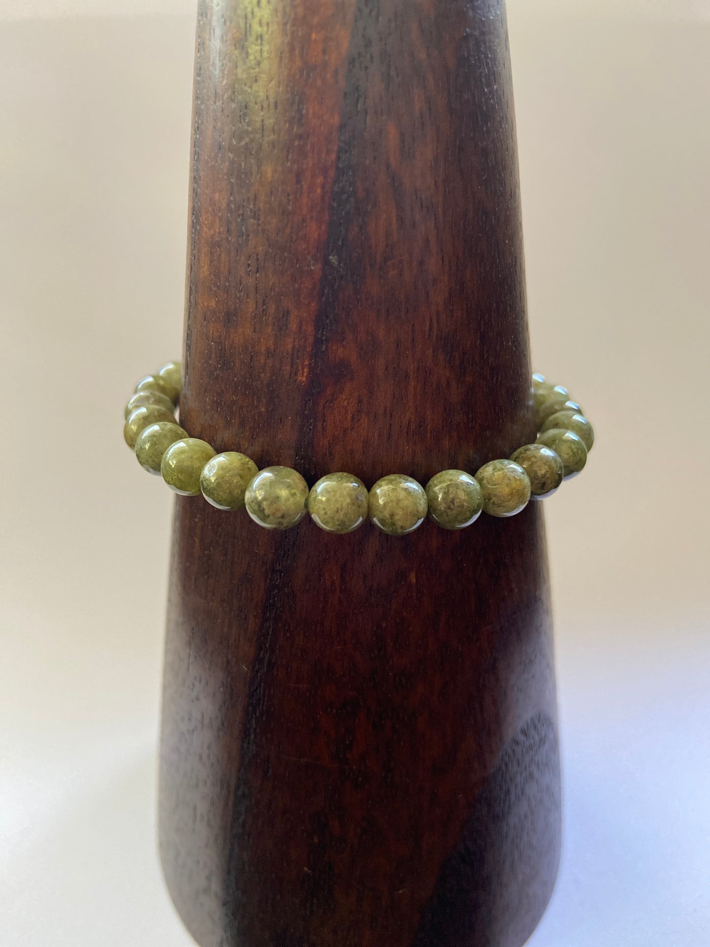 Green Garnet Bracelet (8mm)