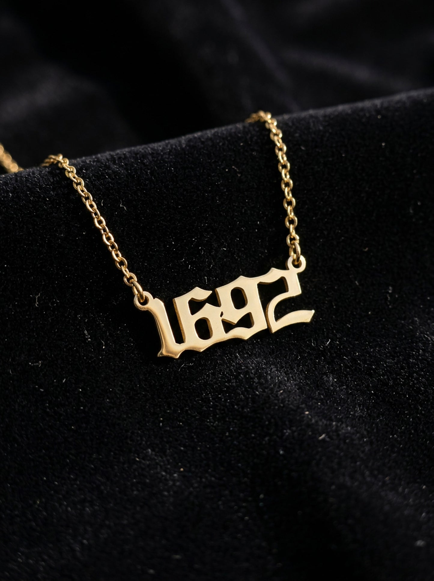1692 Salem Necklace (Gold or Silver)