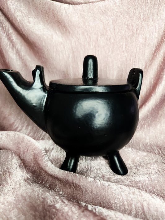 Kettle with Lid