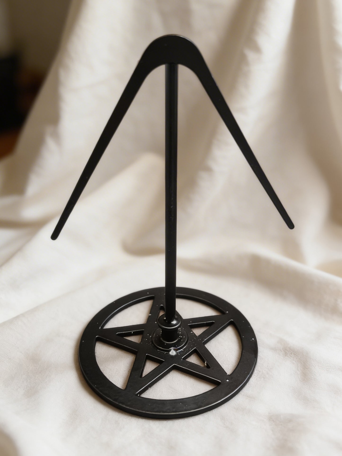 Black Pentagram Crystal Stand
