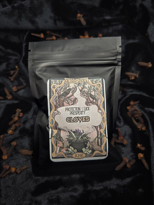 Cloves Loose Herb Pack