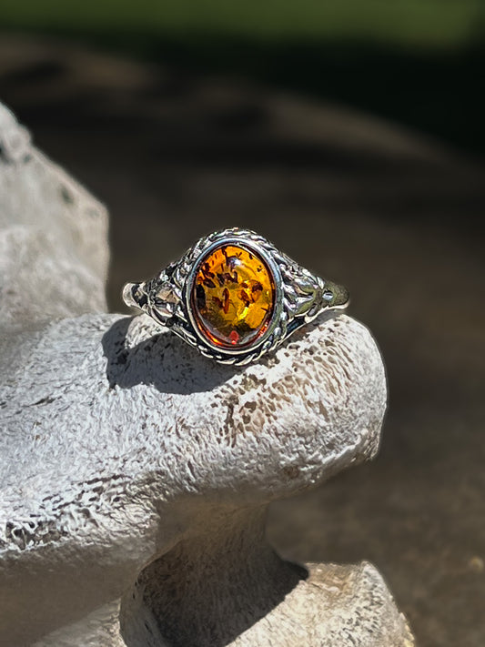 Cognac Amber Oval Rope Ring