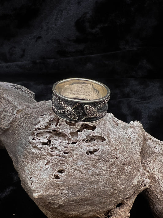 Double Snake Band Ring