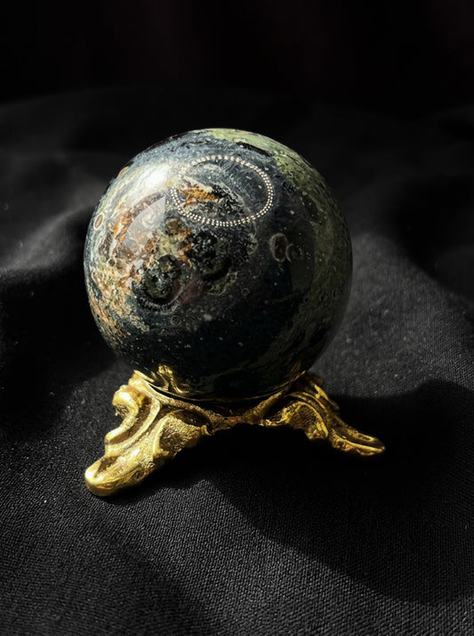 Flat Brass Sphere Holder