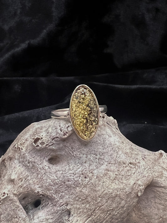 Green Amber Oval Simple Ring