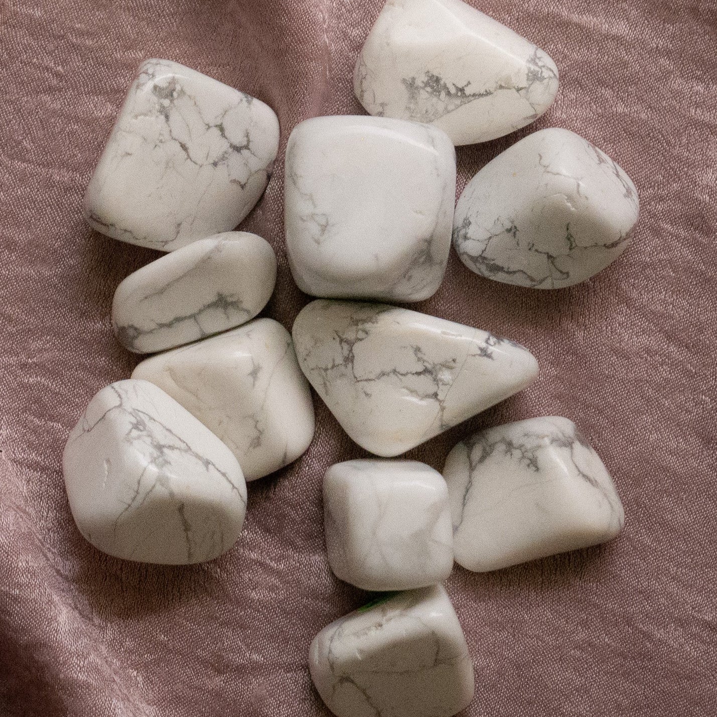 Howlite Tumble