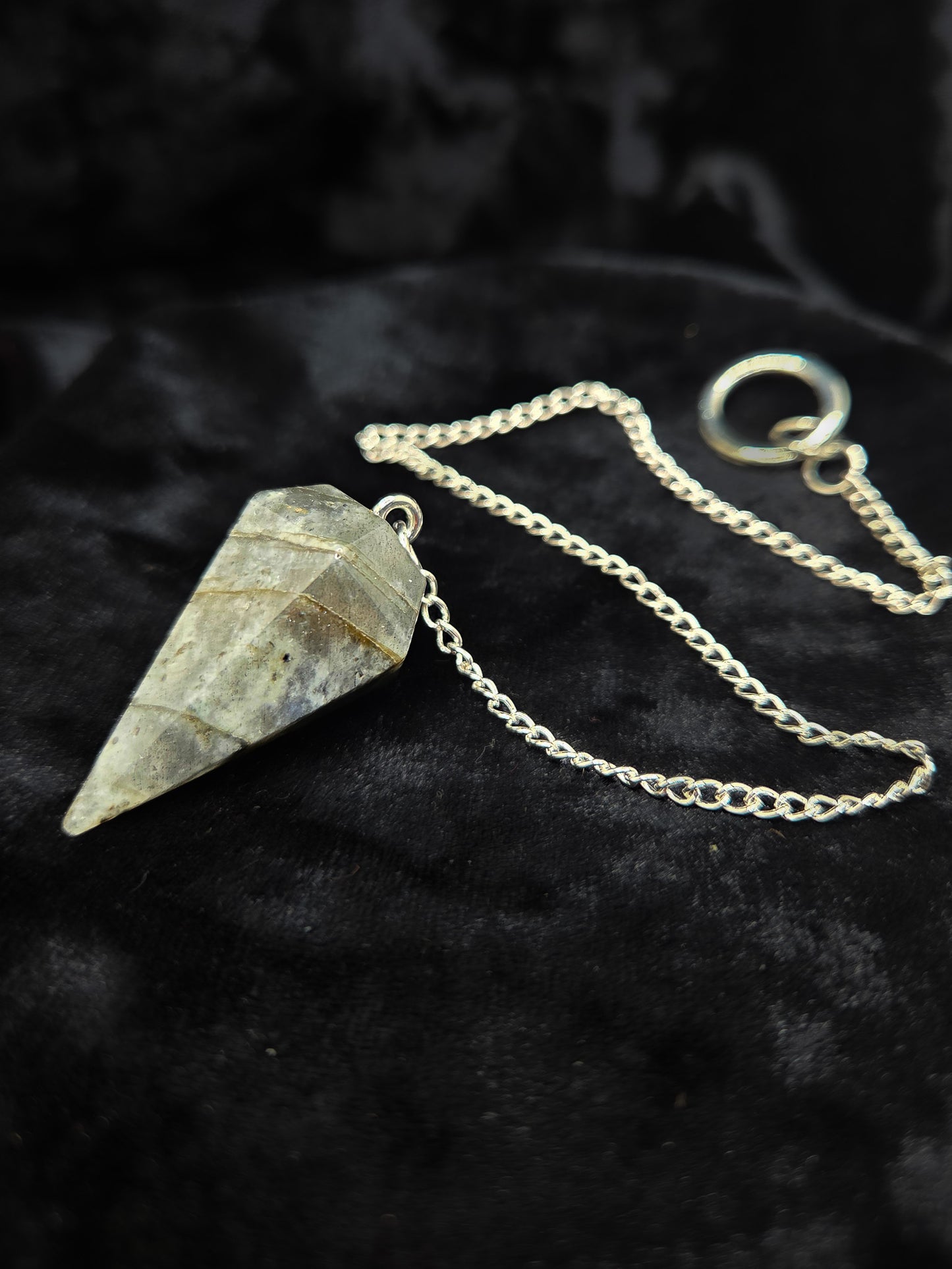 Labradorite Pendulum