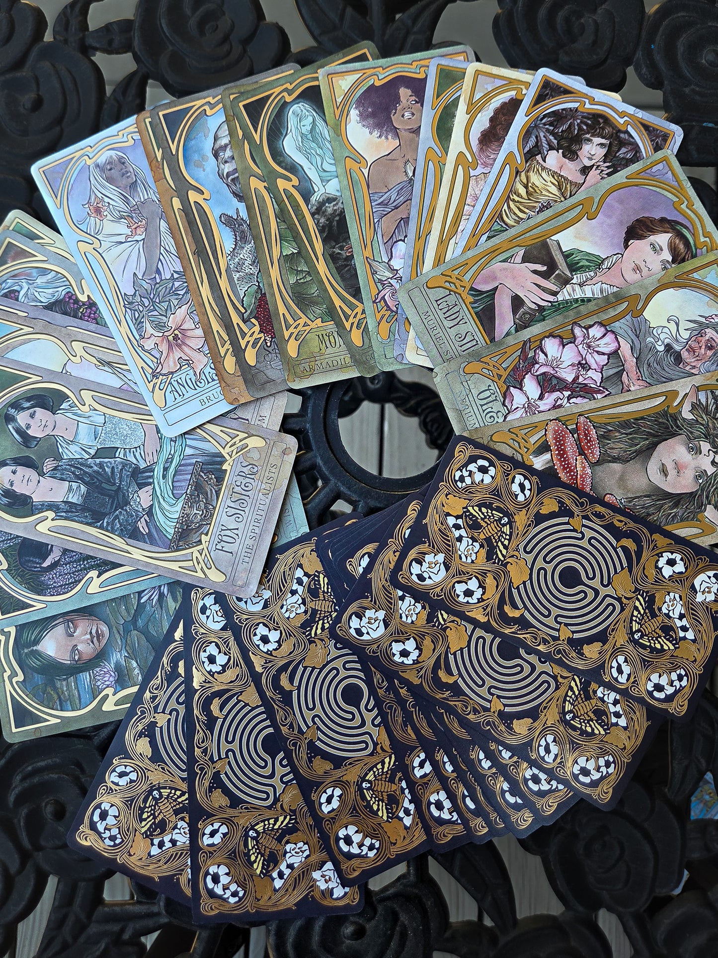 Lady Stirling's Wicked Garden Oracle Deck