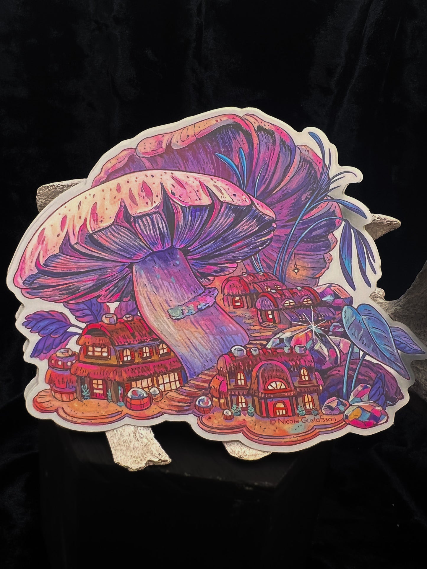 Groovy mushroom Sticker
