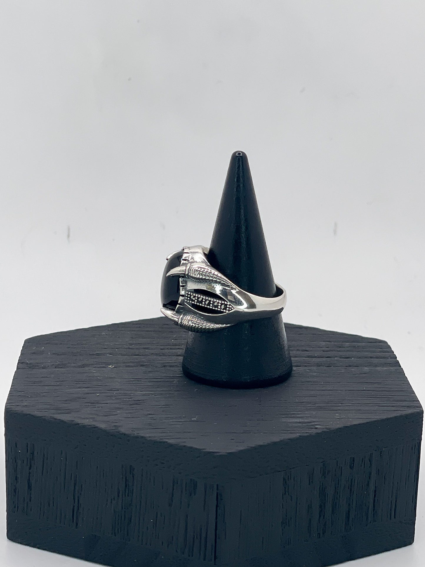 Onyx Claw Ring