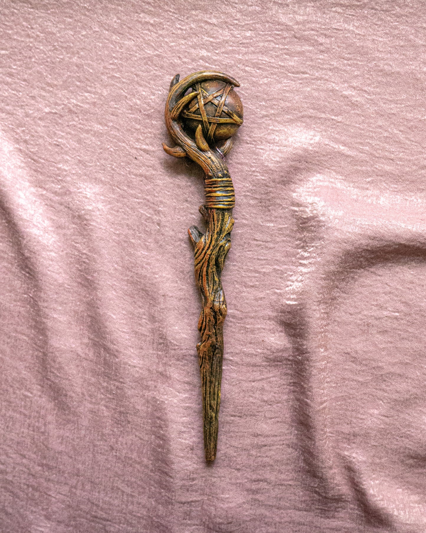 Pentagram Claw Wand