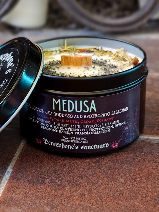 Medusa Tin Candle 8oz