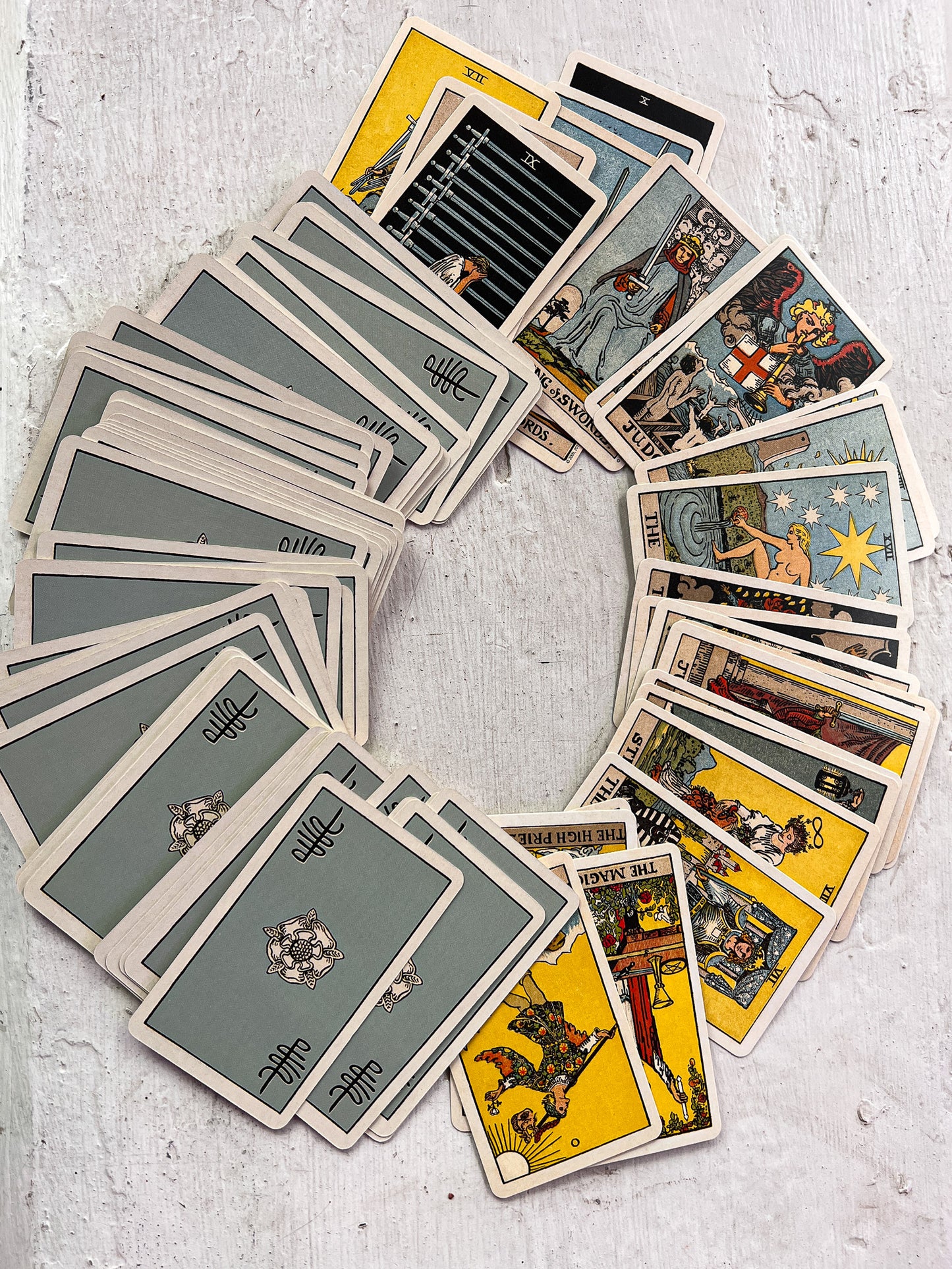 Smith-Waite Centennial Tarot