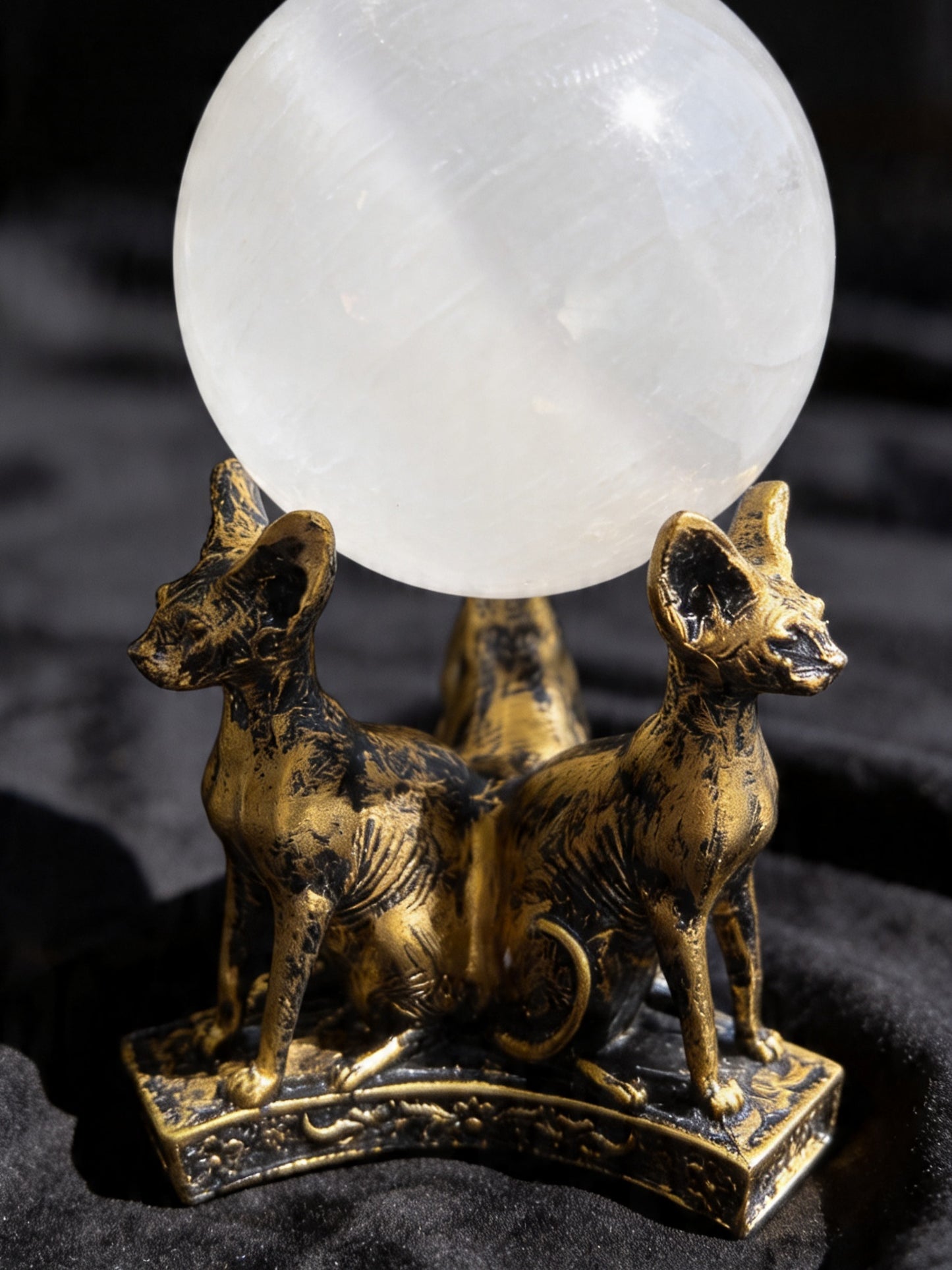Sphynx Cat Sphere Stand