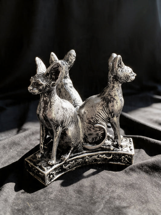 Sphynx Cat Sphere Stand