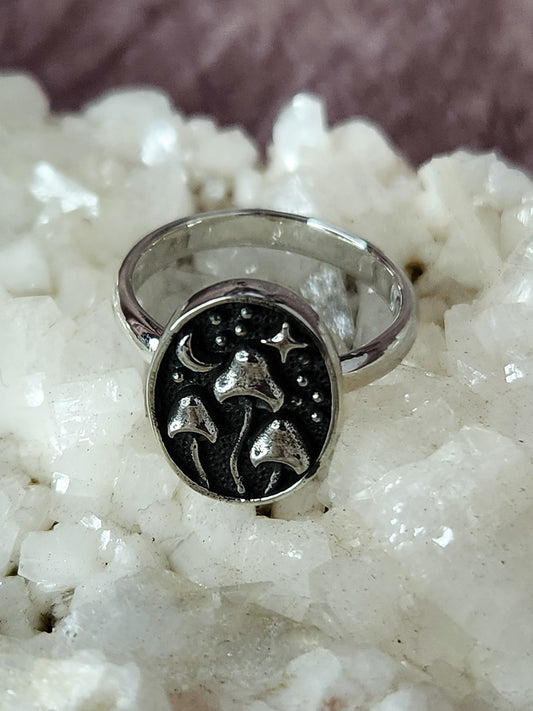 Sterling Silver Oval Mushroom Night Ring