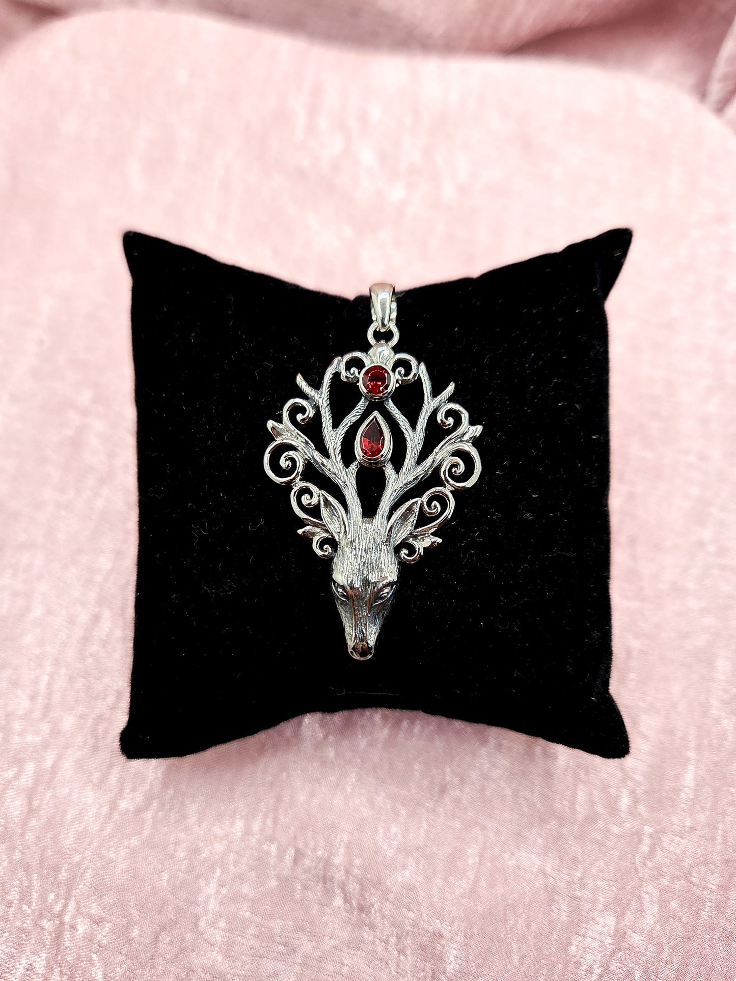 Sterling Silver Royal Buck Pendant with Garnet