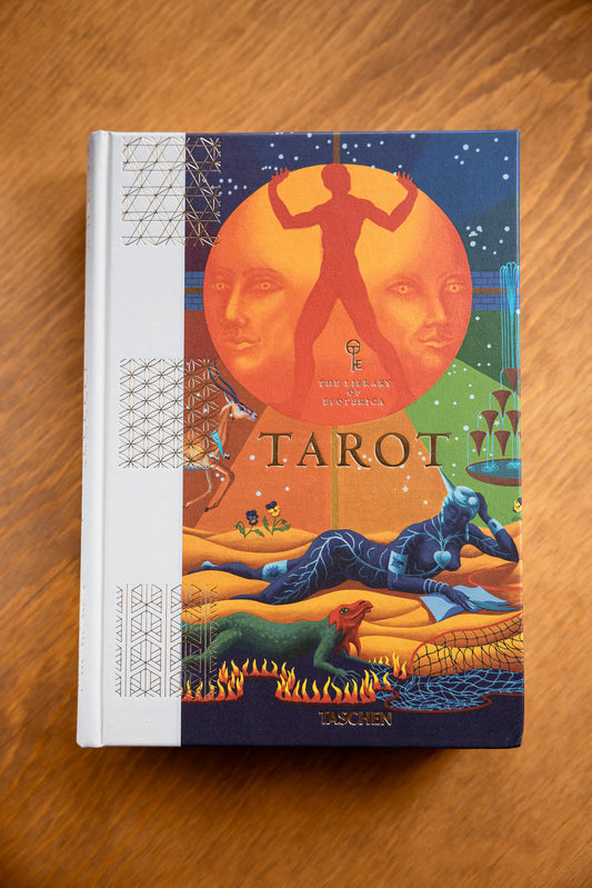 Tarot: The Library of Esoterica by Jessica Hundley, Johannes Fiebig