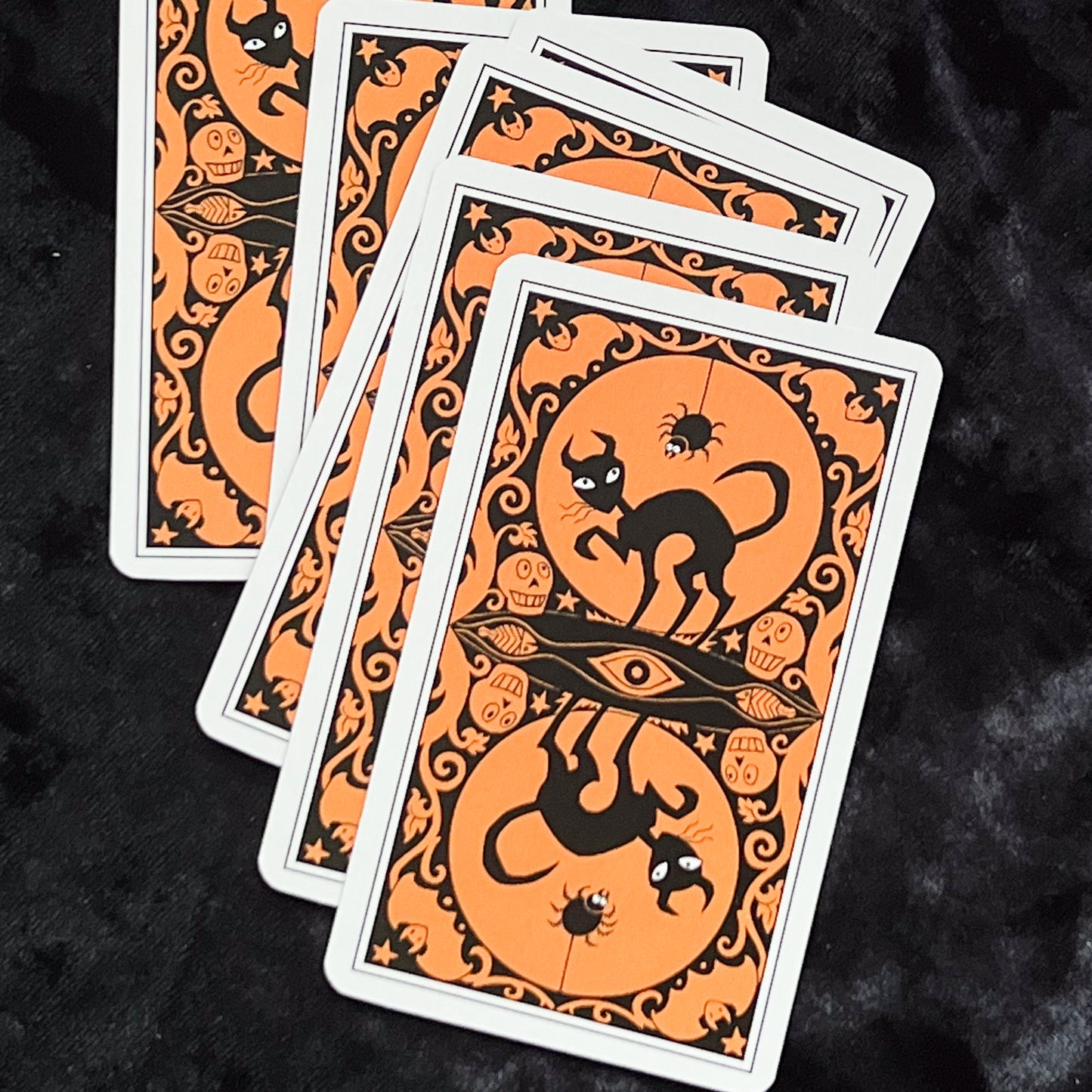 The Halloween Tarot in a Tin