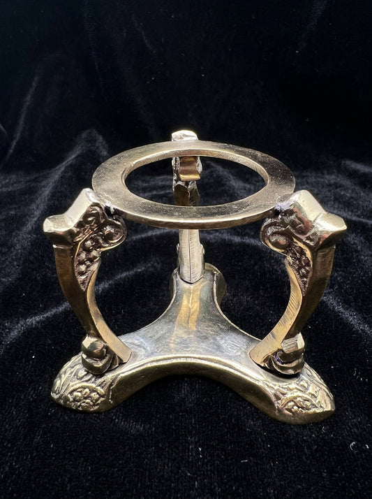 Thick Scroll Sphere Holder