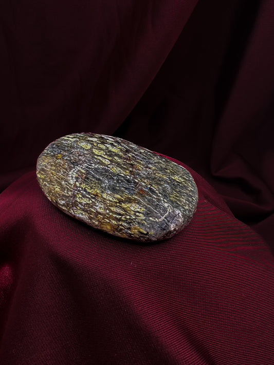 Thousand Layers Palm Stone
