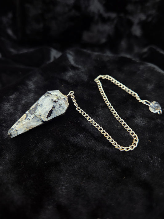 Tourmalinated Quartz Pendulum