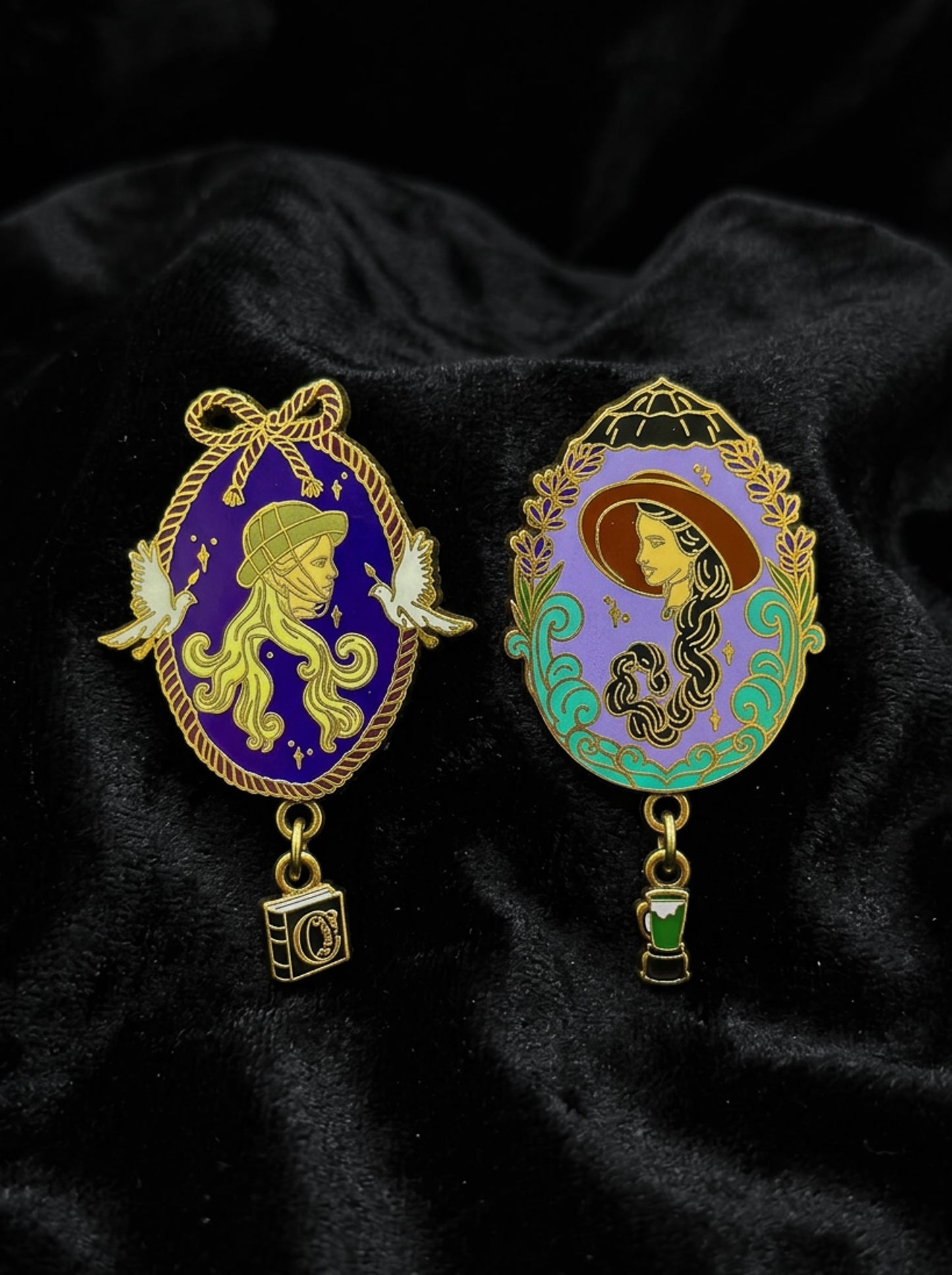 Witch Aunts Pin Set